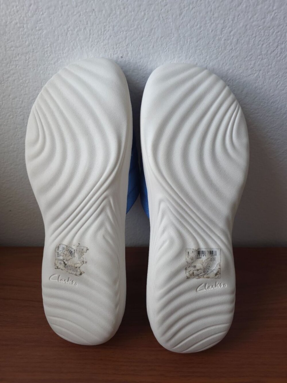 Clarks Cloudsteppers Lola Surf Blue Slide Sandals w/ Cushioned Sole Women's 10M - Picture 6 of 8